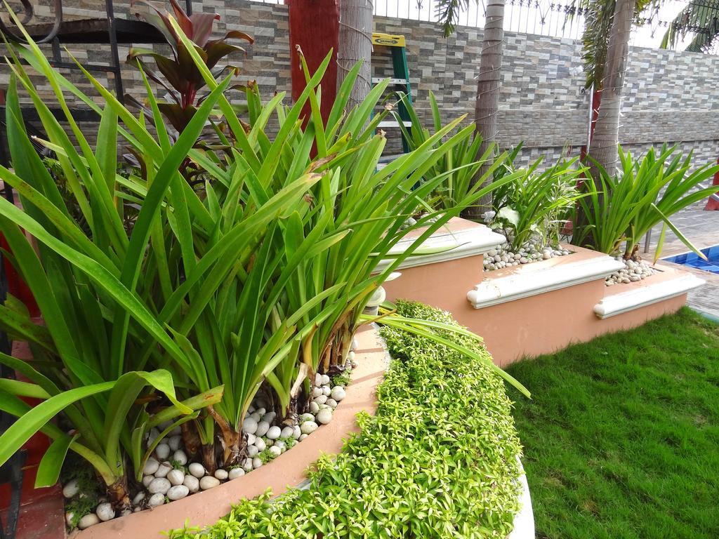 The Executive Villa Inn & Suites Davao City Kültér fotó