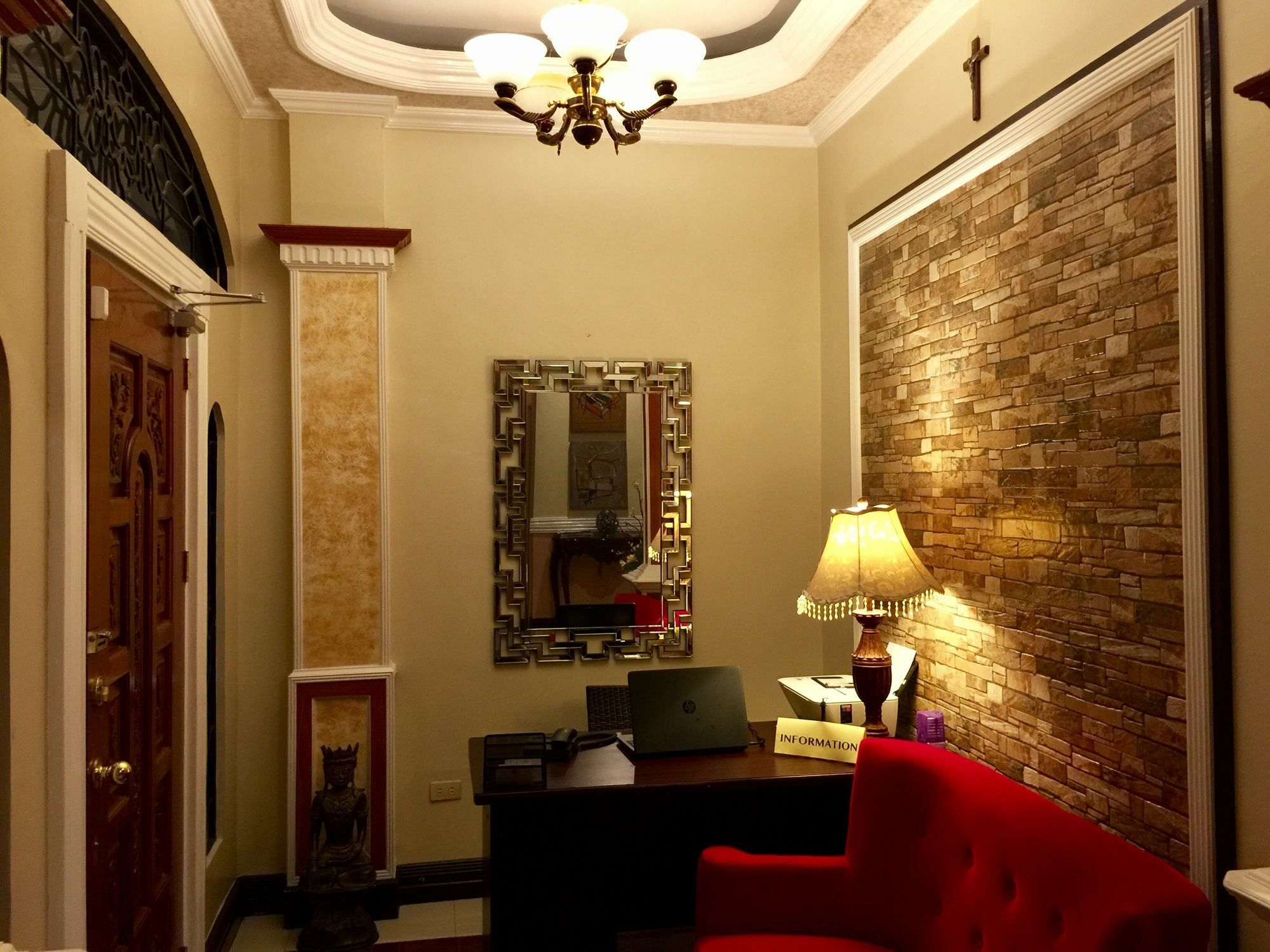 The Executive Villa Inn & Suites Davao City Kültér fotó